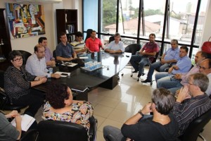 reuniao prefeitura chuva