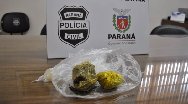 PM de Arapongas prende moça com droga nas partes íntimas