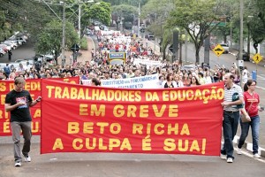 professores-parana-greve