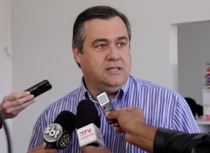 BETO PRETO AMUVI