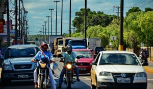 tn_6b6f88bd01_transito-caminhoes-arapongas-sergio-3 (1)