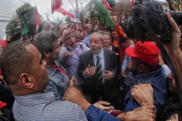 Depoimento de Lula a Sergio Moro termina após quase 5 horas
