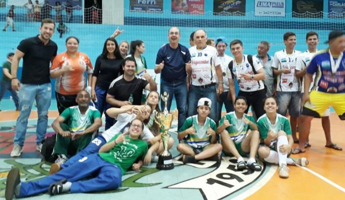 Apucarana conquista título no futebol suíço dos Jogos Abertos do Vale do  Ivaí