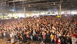 tn_1b79a94cd3_aniversario-arapongas