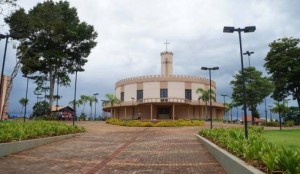 tn_753771165e_caminhos-igreja-matriz-umjpg