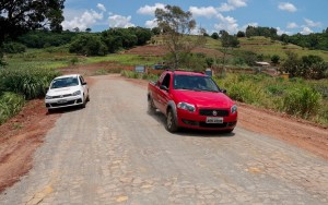 Apucarana-conclui-pavimentação-da-Estrada-do-Barreiro-02