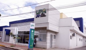 PM vai à UPA após pai de paciente chamar médico de vagabundo
