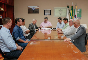 Apucarana renova parceria do Projeto Casa Fácil