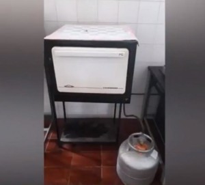 tn_b3d8b9961a_forno7