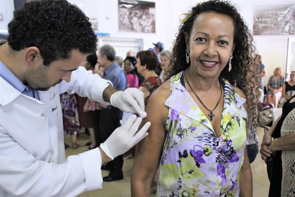 Arapongas realiza abertura oficial da Campanha de Vacinação contra a gripe 2018