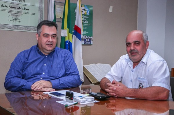 Beto-Preto-recebe-a-visita-do-prefeito-de-Kaloré