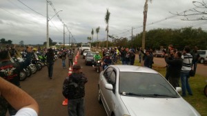 Motoristas-realizam-protesto-pela-morte-de-ciclista-araponguense-07-1024x576