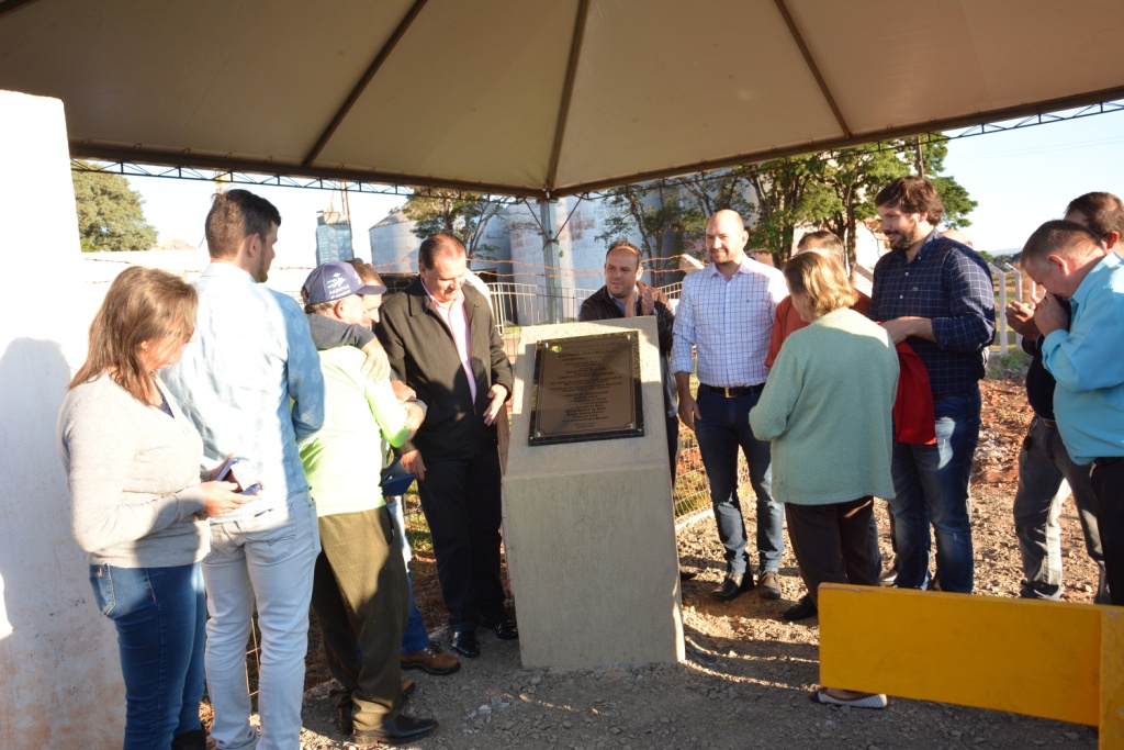 Sabáudia inaugura Estrada Rural João Molinari
