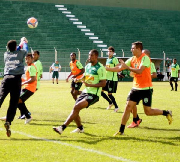 tn_8686fa6b83_treino-arapongao-07022014-sergio-13jpg