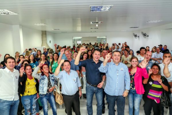 Deputado-federal-Sérgio-Souza-lança-candidatura-em-Apucarana-02-1024x683