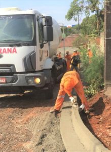 Iniciada nesta semana a obra de pavimentação da Rua Chupim, localizada no Jardim Lorena segue cronograma.