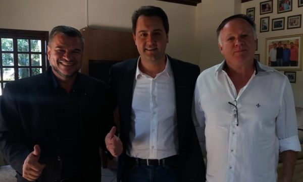 Delegado-Jacovós-visita-governador-eleito-Ratinho-Junior