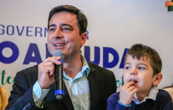 joão-com-lipe-foto-Eduardo-Matysiak-e1533574125629-1024x654