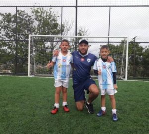 tn_0f923e7983_garotos1jpg