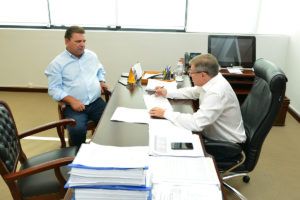 Cohapar e prefeitura aguardam liberação de recursos para a con
