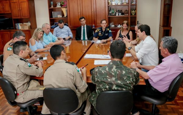 Autoridades-planejam-segurança-na-festa-dos-75-anos-de-Apucarana (1)