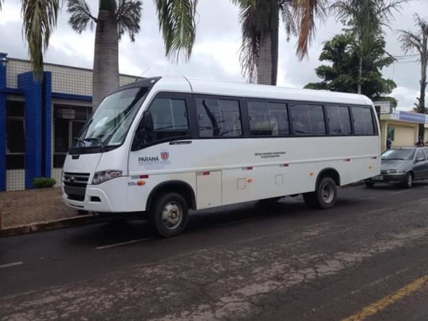 Secretaria Municipal de Assistência Social de Rosário do Ivai adquire ônibus com recursos provenientes de repasse estadual.