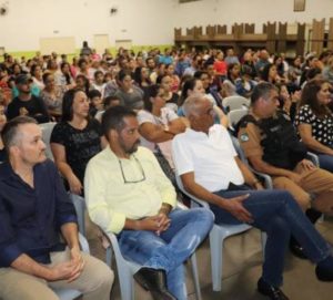 tn_f6bb6849d8_escola-de-paisjpg (1)