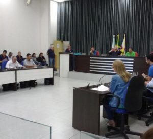 tn_1c21be3adb_camara-mulheres
