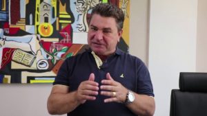 Prefeito Sérgio Onofre agradece profissionais da saúde