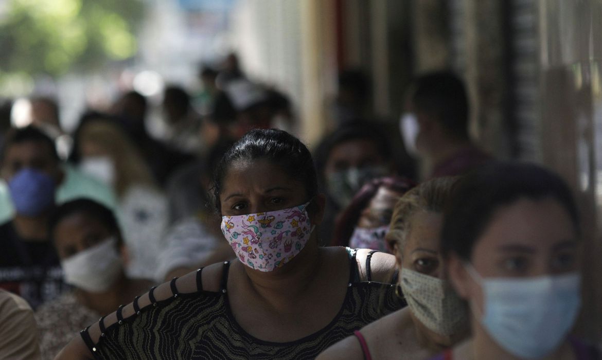 2020-04-27t193338z_757662744_rc27dg9eetsk_rtrmadp_3_health-coronavirus-brazil (1)