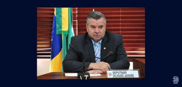 Deputado-delegado-Jacovos-cobra-melhorias-em-acostamentos-entre-Apucarana-e-Londrina-696x333