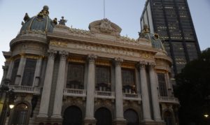ffraz_abr_1907181885