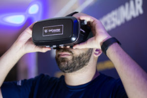Óculos 3D para uma imersão prática nas disciplinas dos cursos EAD Unicesumar