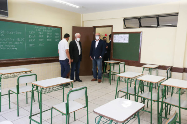 Enem Darci ministro
