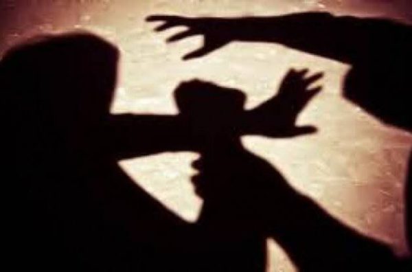 Homem-de-27-anos-e-espancado-por-desconhecido-e-va-00516952-0-202102030852-md