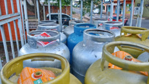 Prepare-o-bolso-gasolina-diesel-e-gas-sofrem-aumen-00517862-0-202102090934