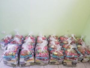 Vereadora-de-Marilandia-do-Sul-compra-cestas-basic-00517079-0-202102031937-xs