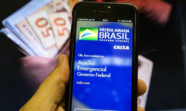 auxilio_emergencial_caixa_1510202277