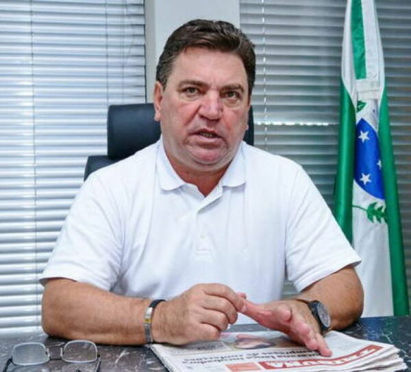 Populacao-nao-ta-nem-ai-diz-prefeito-de-Arapongas--00521605-0-202103071557