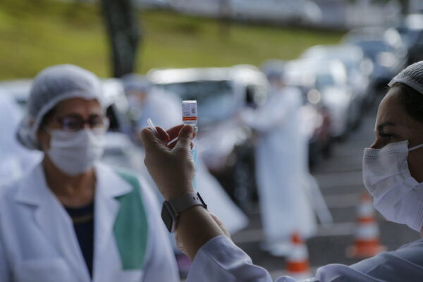 Apucarana-realiza-campanha-Vacina-Solidaria-00526260-0-202104082117