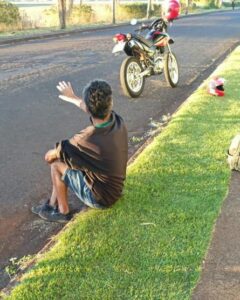 Cachorro-escapa-e-ataca-homem-que-estava-caminhand-00527817-0-202104211110-md