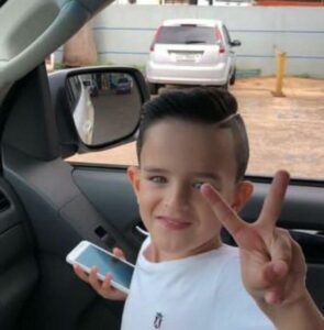 Campanha-Garoto-de-8-anos-precisa-de-doacoes-de-sa-00525557-0-202104031644-md