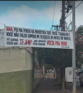 Volta-Ana-Faixas-em-Arapongas-chamam-atencao-00526774-0-202104131618