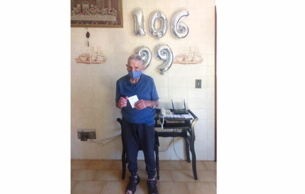 O-idoso-Jose-de-Matos-de-106-anos-foi-o-51-caso-co-00529774-0-202105051917