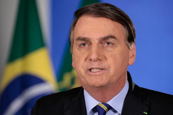 Bolsonaro-recebe-cafe-de-produtor-do-Vale-do-Ivai-00534379-0-202106081824