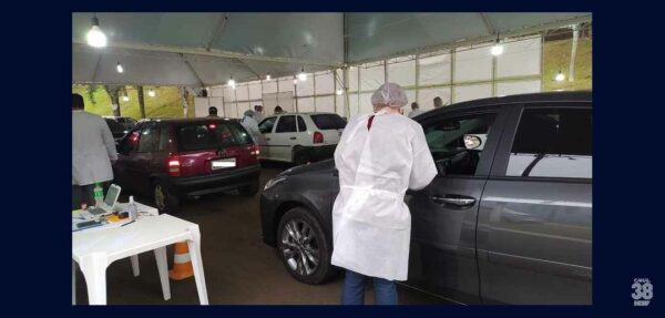 Apucarana vacina adolescentes de 14 anos e antecipa 2ª dose da Pfizer