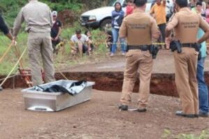 Homem morre após moto cair em buraco aberto pela chuva em estrada no Vale do Ivaí   38 NEWS