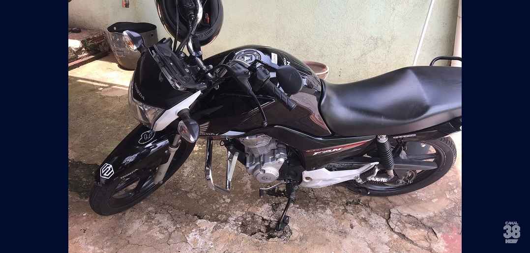 Motociclista sofre fratura após queda seguida de choque contra portão em Apucarana – 03