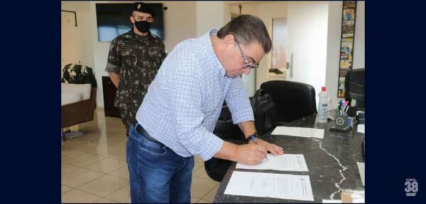 Prefeito é empossado presidente da Junta Militar de Arapongas
