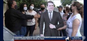 Ruas e casas ficam alagadas e diversos moradores e comerciantes cobram o prefeito Júnior da Femac